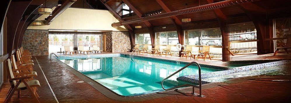 Odawa Hotel ペトスキー エクステリア 写真